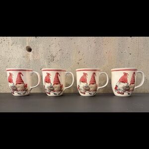 Set Of 4, gnome motif/ tomte / Scandinavian Christmas/Ceramic+ Standard Size NEW